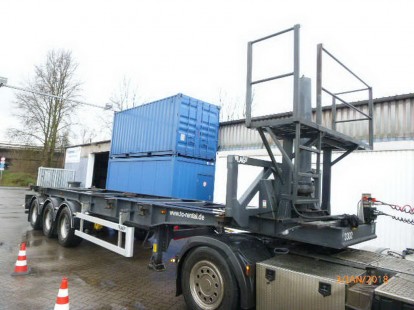 Полуприцеп контейнеровоз LAG 039726 Полуприцеп контейнеровоз LAG 039726